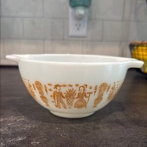 Vintage Pyrex Amish Pumpkin Butterprint 441